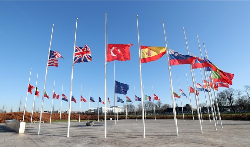 NATO bayrakları neden farklı: sembollerin özgün anlamı